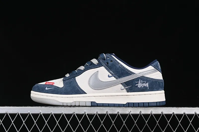 All categories Nk SB Dunk Series Nk SB Dunk Low High-end customized low-top sneakers Nk SB Dunk Low Stusi co-branded blue, white and gray hook Anniversary high-end customized low-top casual sneakers DM6868-030